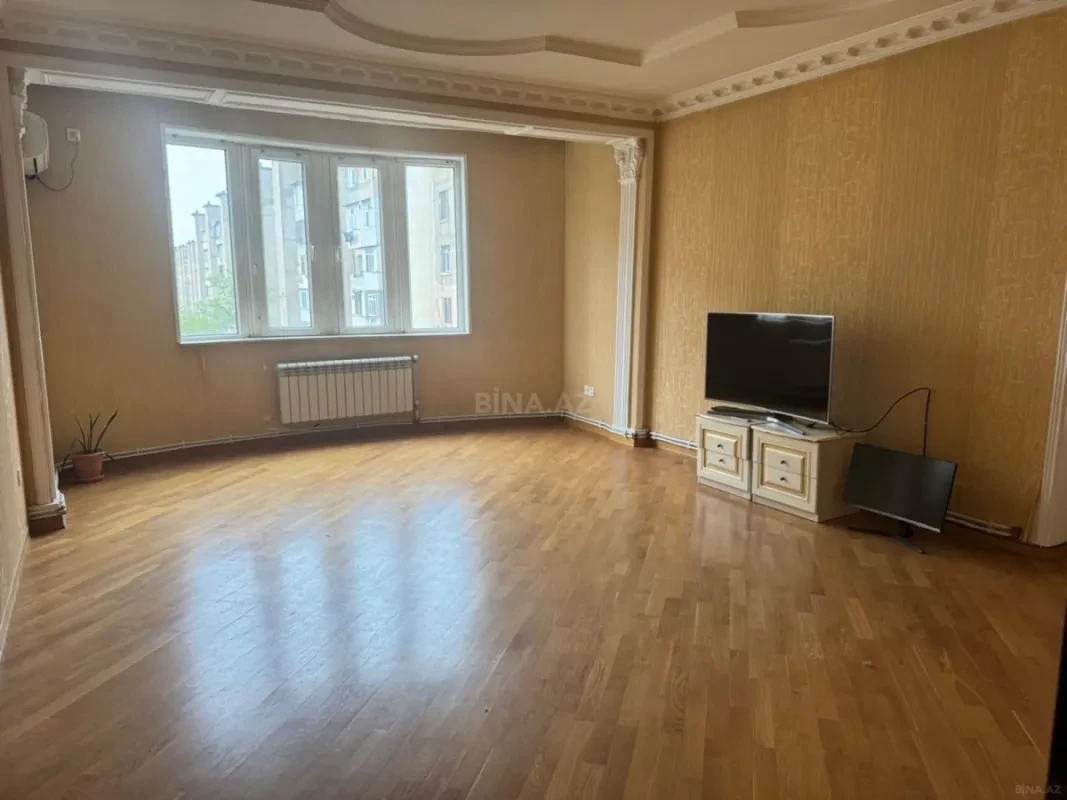 Satılır 2 otaqlı mənzil 92 m²
