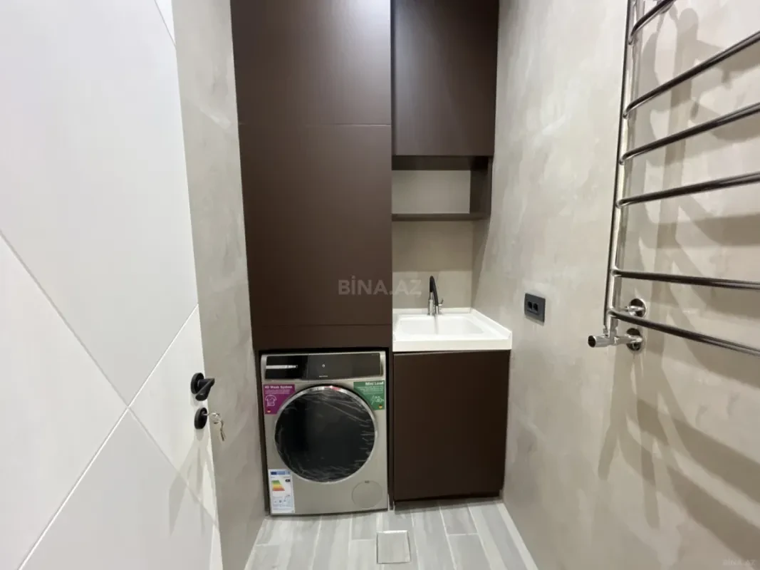 Kirayə verilir 3 otaqlı mənzil 140 m²