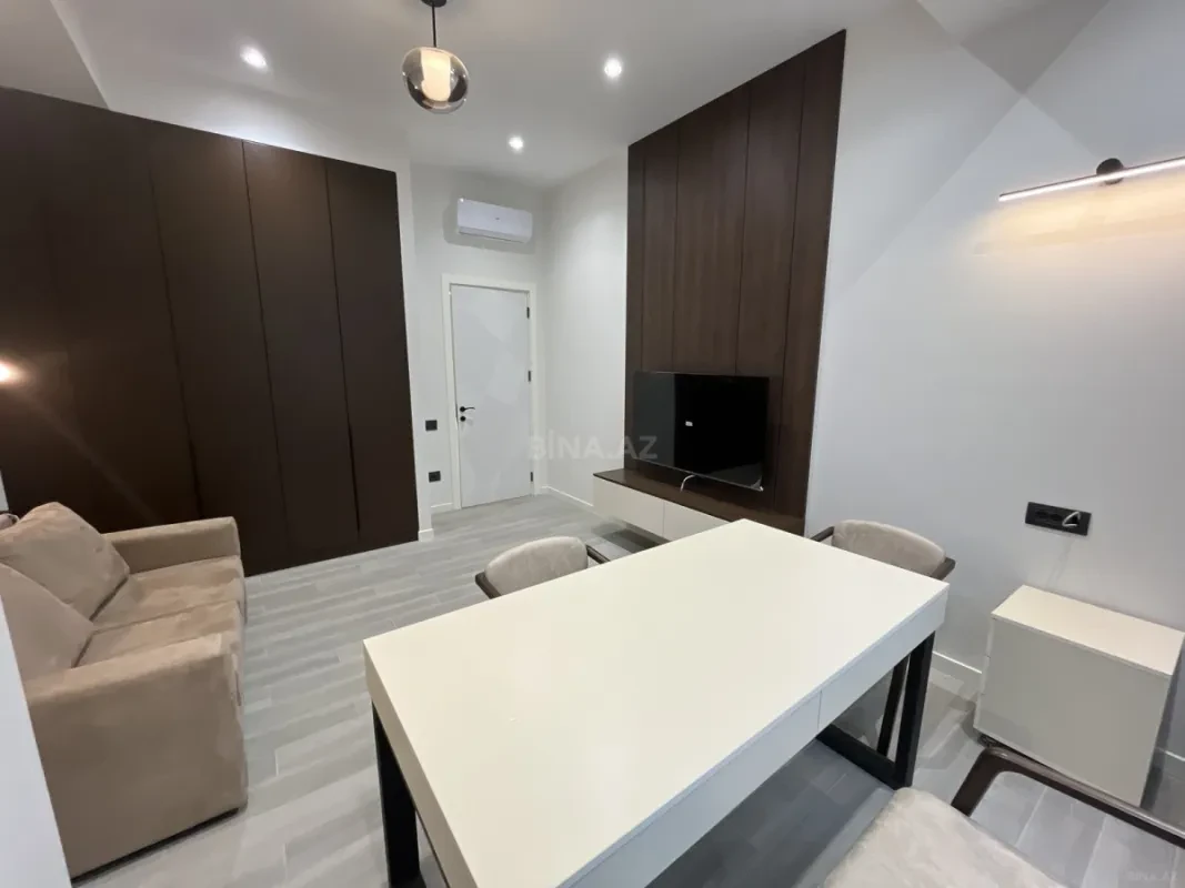 Kirayə verilir 3 otaqlı mənzil 140 m²