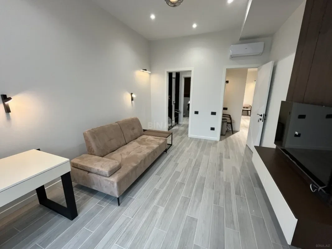 Kirayə verilir 3 otaqlı mənzil 140 m²