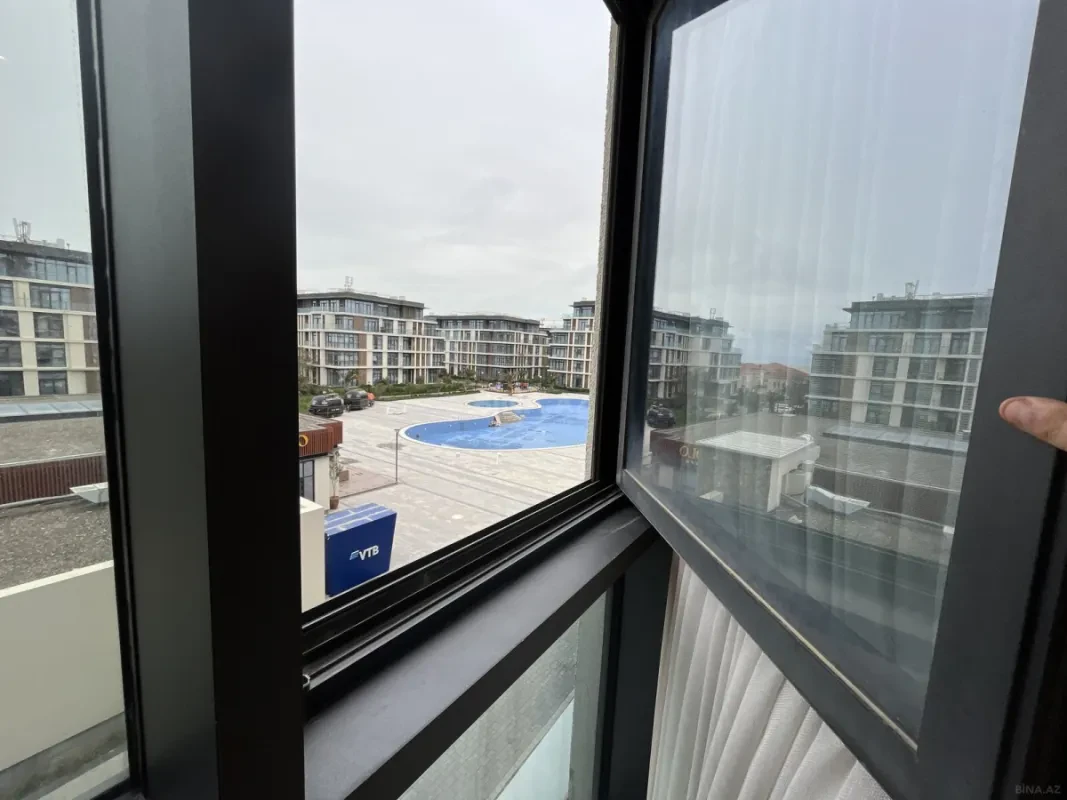 Kirayə verilir 3 otaqlı mənzil 140 m²
