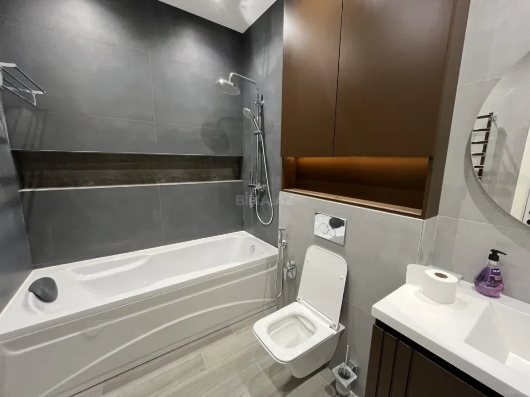 Kirayə verilir 3 otaqlı mənzil 140 m²