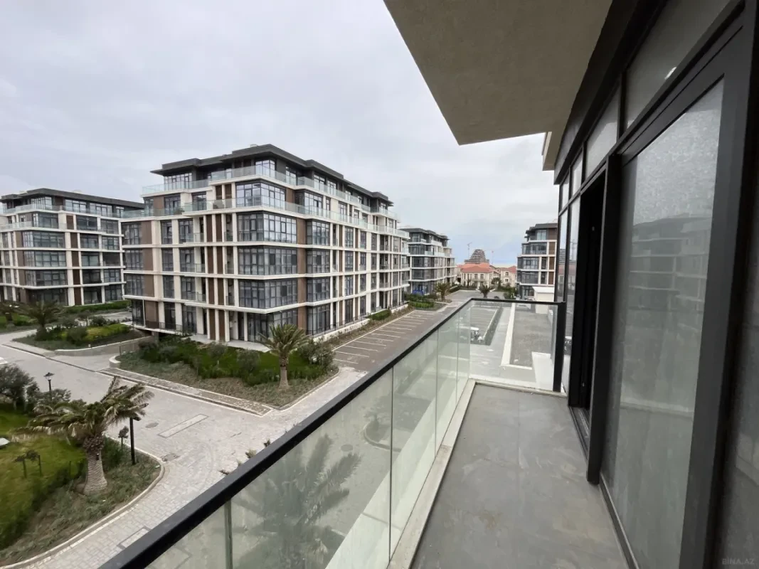 Kirayə verilir 3 otaqlı mənzil 140 m²