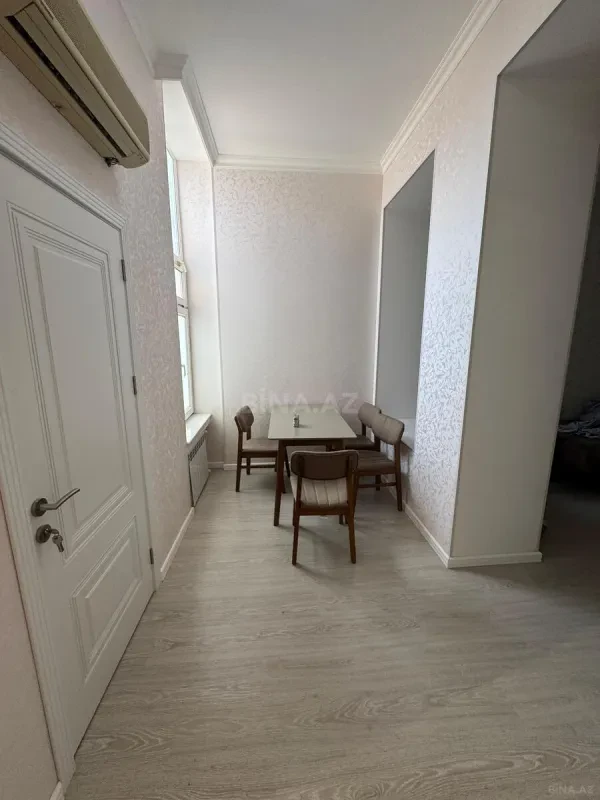 Kirayə verilir 2 otaqlı mənzil 70 m²