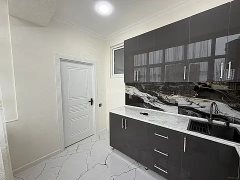 Satılır 2 otaqlı mənzil 44 m²