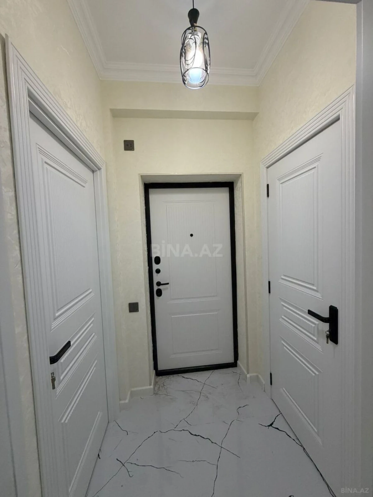 Satılır 2 otaqlı mənzil 44 m²