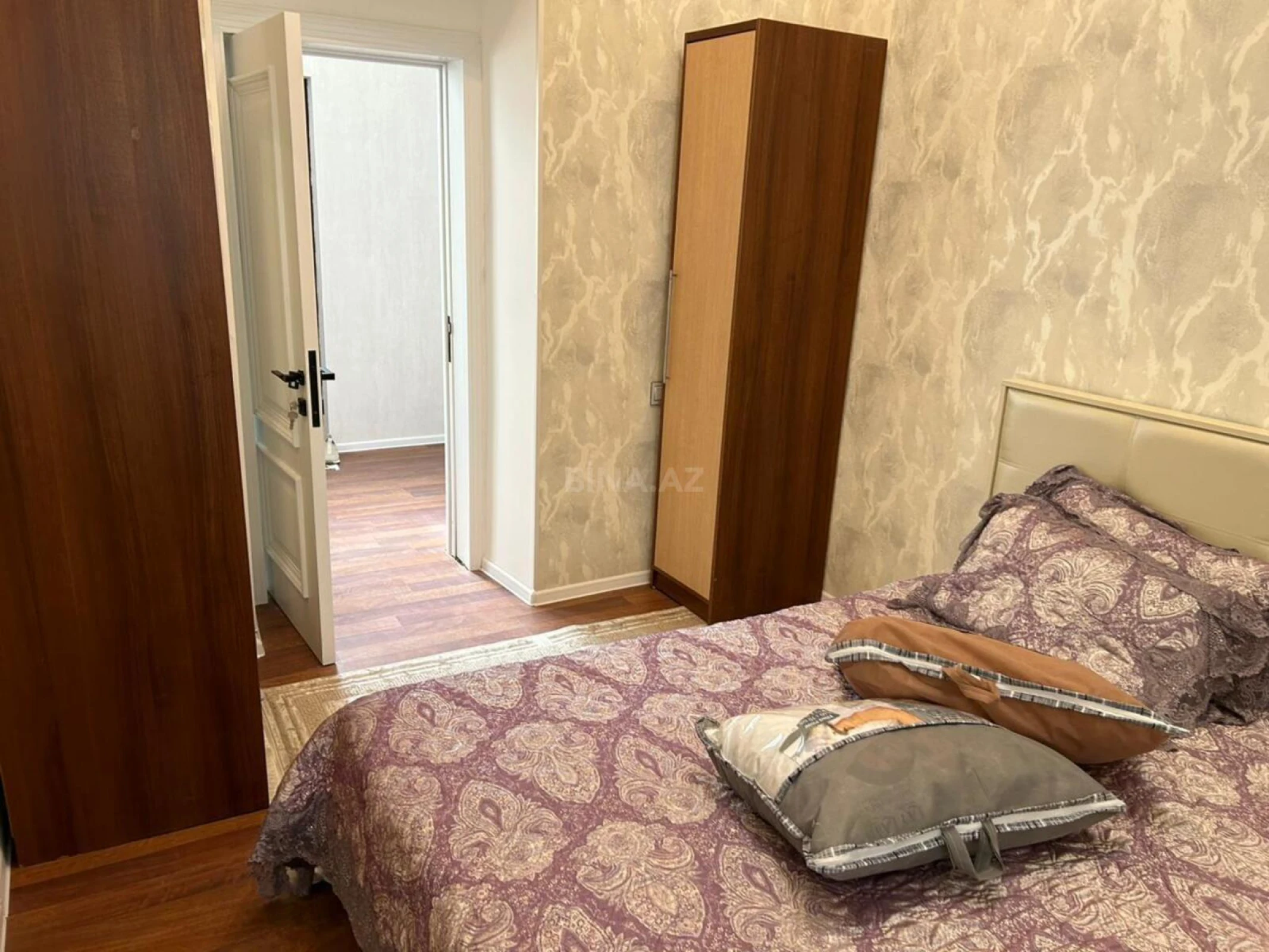 Kirayə verilir 2 otaqlı mənzil 60 m²