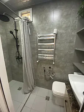 Kirayə verilir 2 otaqlı mənzil 60 m²