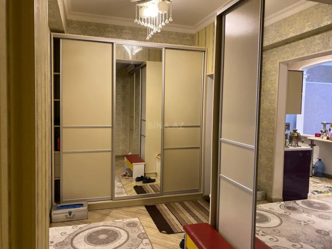 Kirayə verilir 3 otaqlı mənzil 120 m²