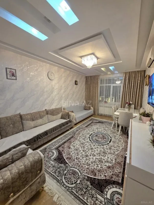 Satılır 2 otaqlı mənzil 62 m²