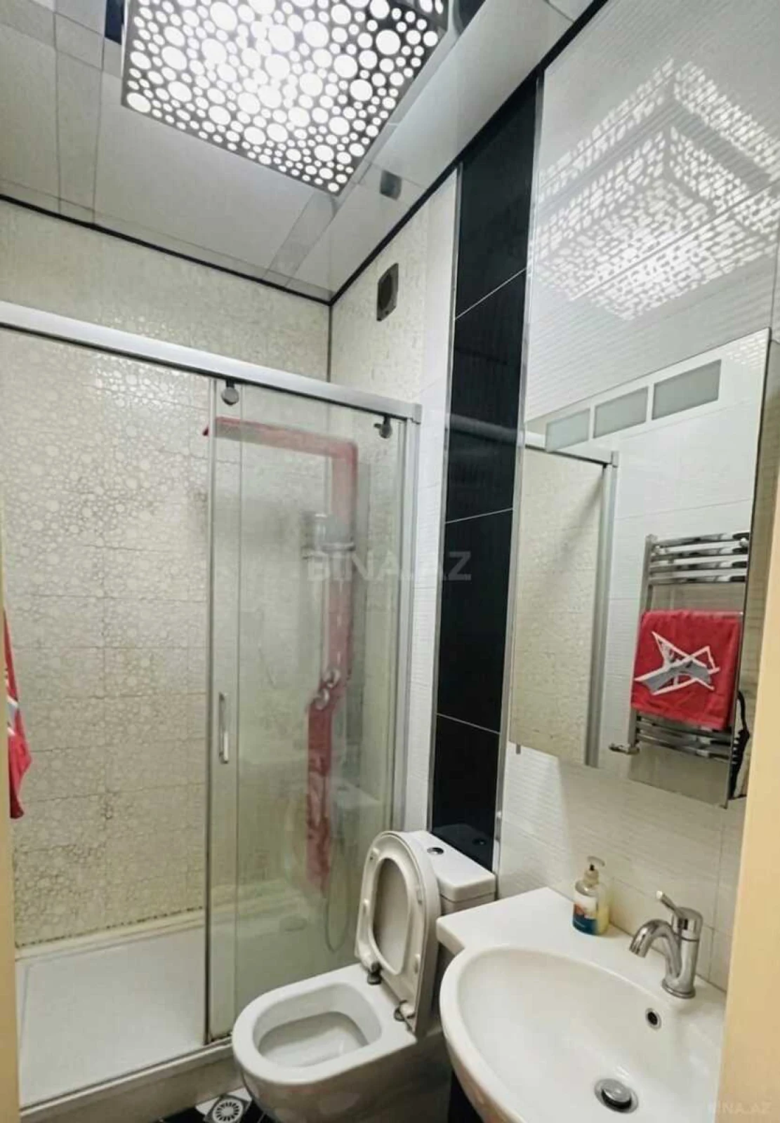 Satılır 3 otaqlı mənzil 128 m²