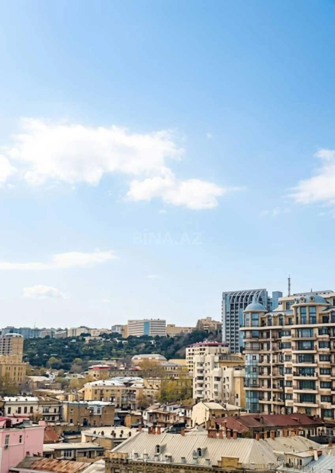 Satılır 3 otaqlı mənzil 128 m²