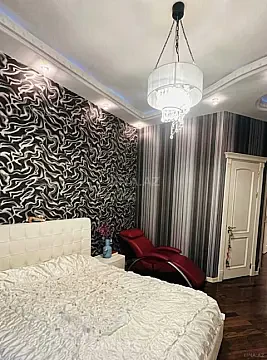 Satılır 3 otaqlı mənzil 128 m²