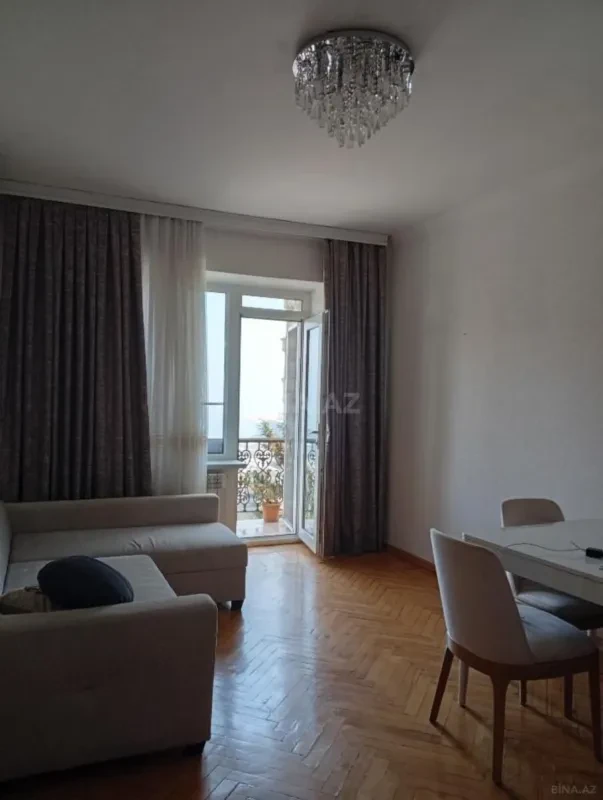 Kirayə verilir 3 otaqlı mənzil 75 m²