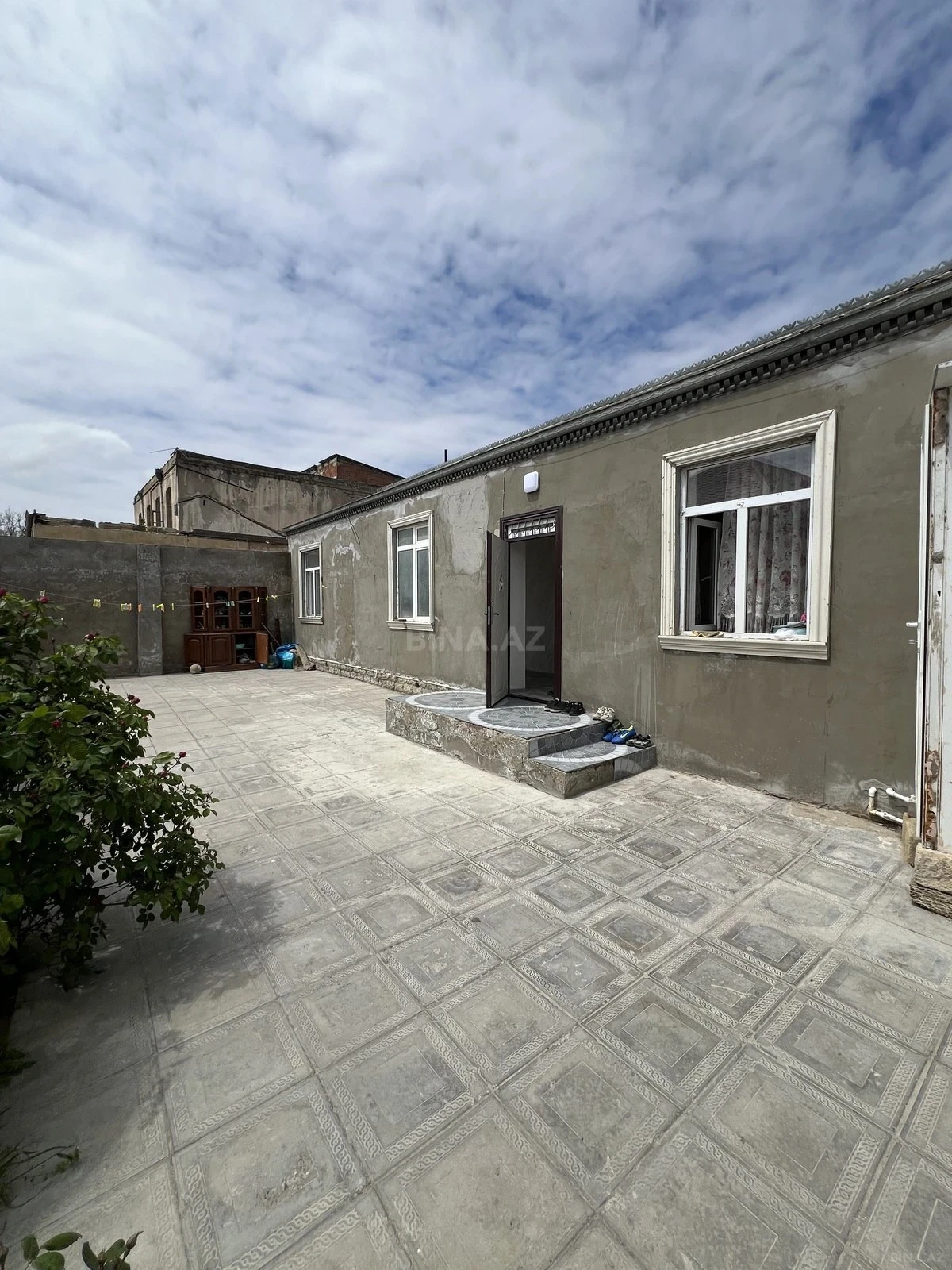 Satılır 2 otaqlı həyət evi 80 m²