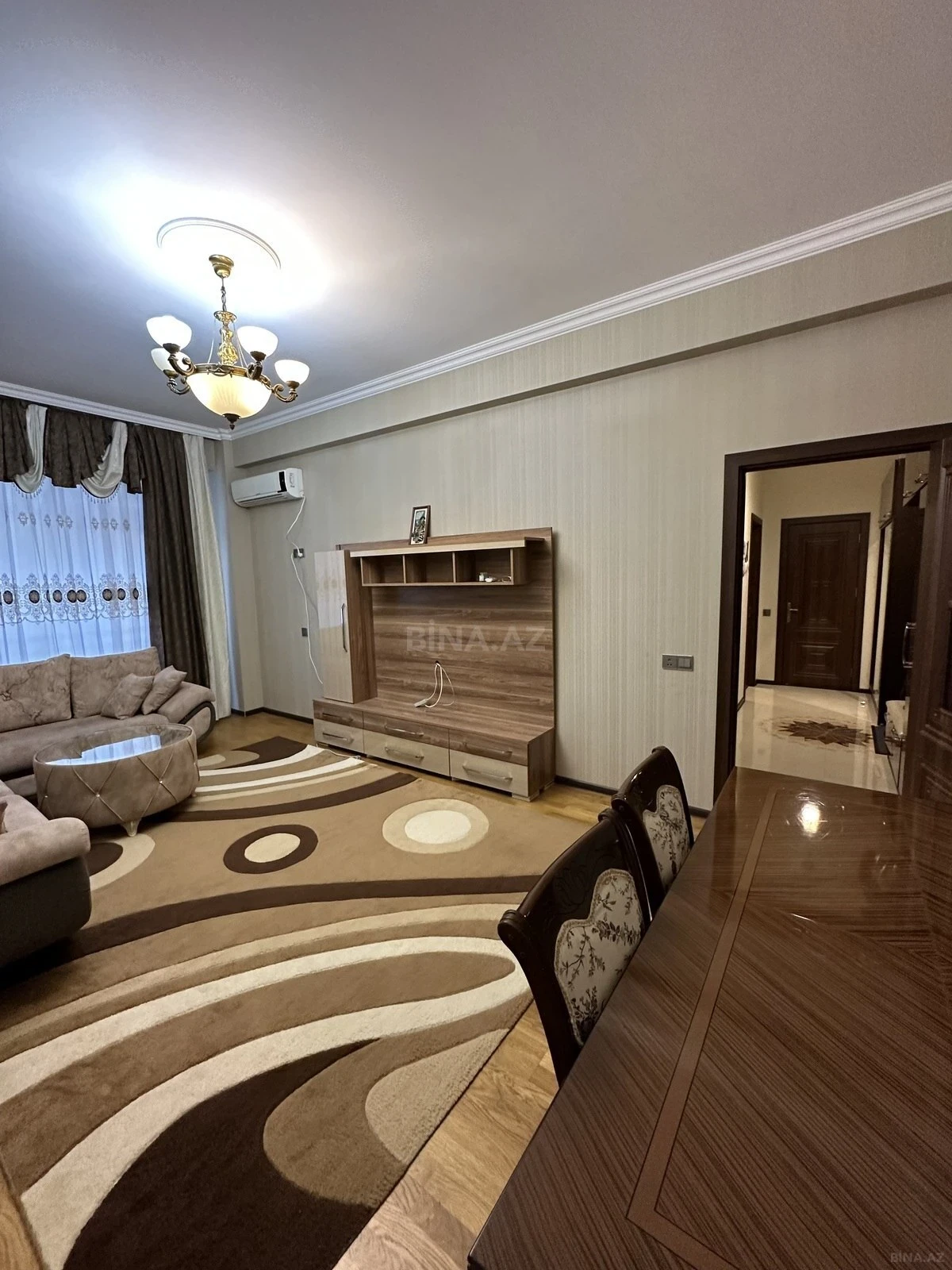 Satılır 2 otaqlı mənzil 68 m²