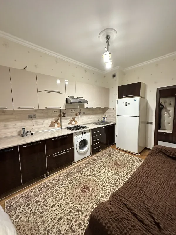 Satılır 2 otaqlı mənzil 68 m²