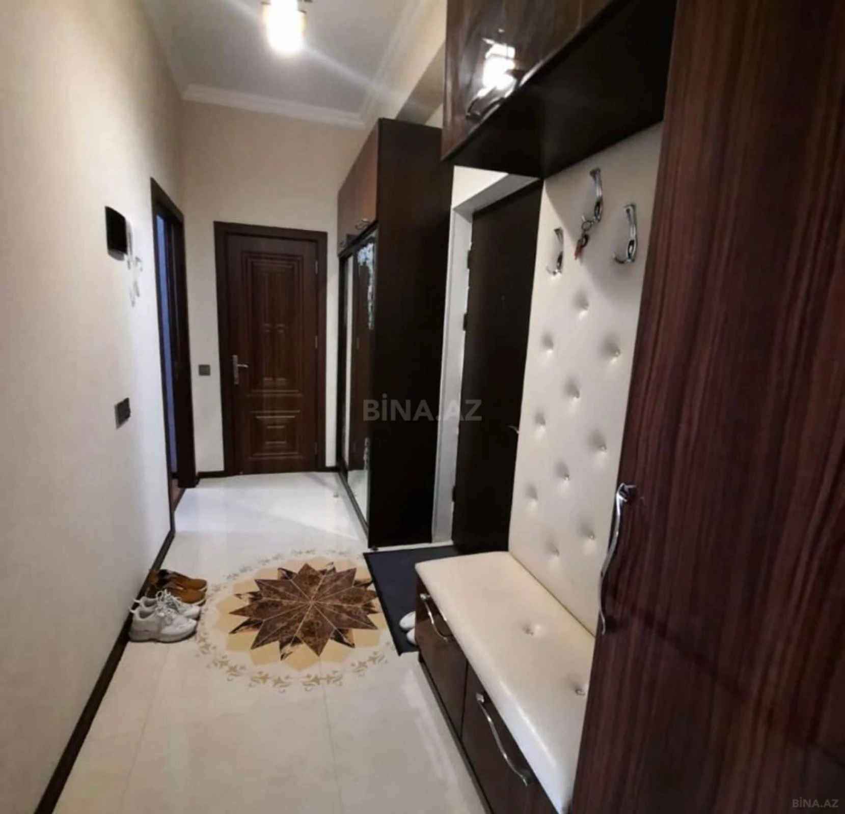 Satılır 2 otaqlı mənzil 68 m²