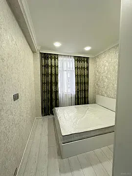 Satılır 2 otaqlı mənzil 70 m²