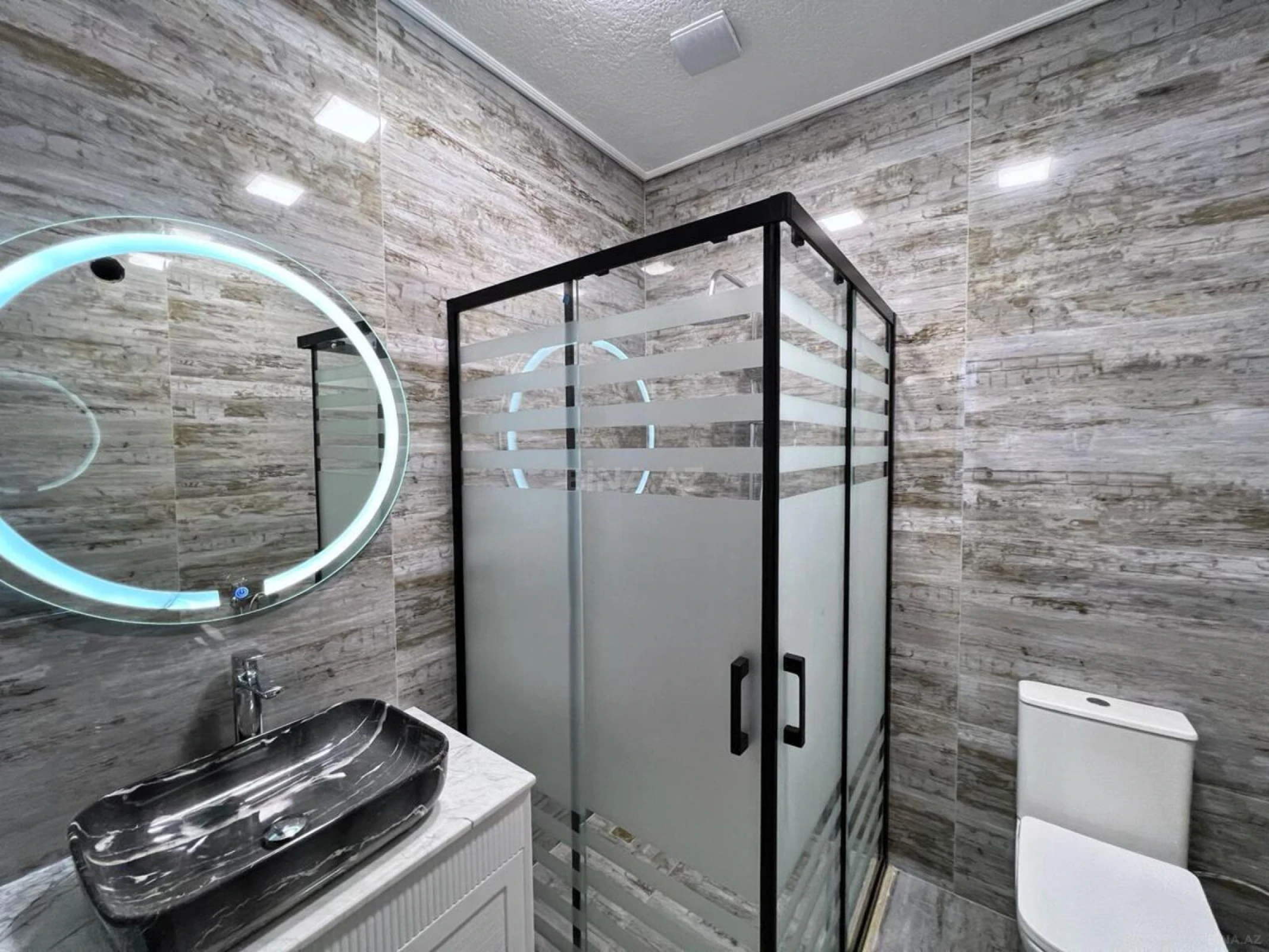 Satılır 4 otaqlı həyət evi 160 m²