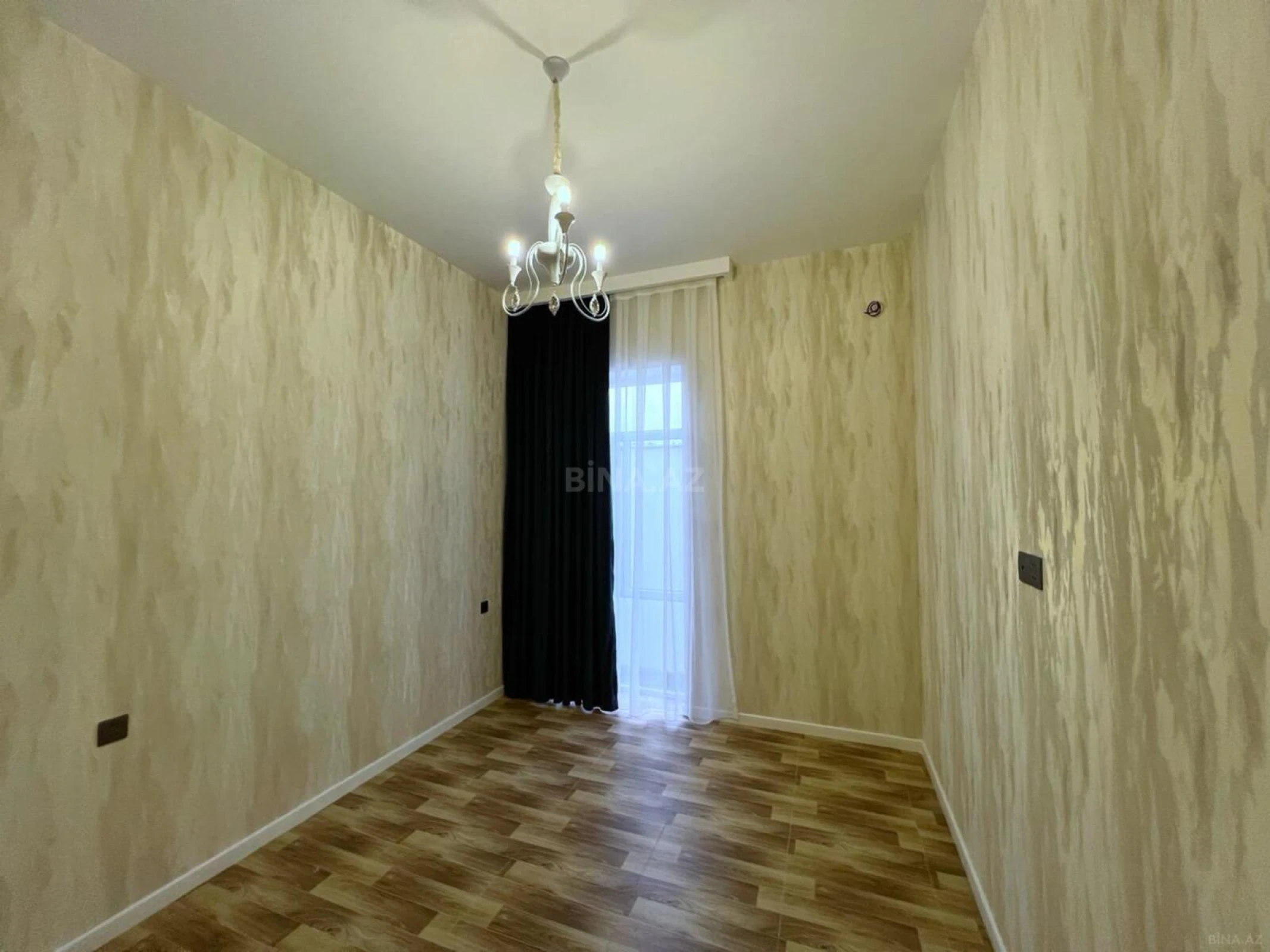 Satılır 4 otaqlı həyət evi 160 m²