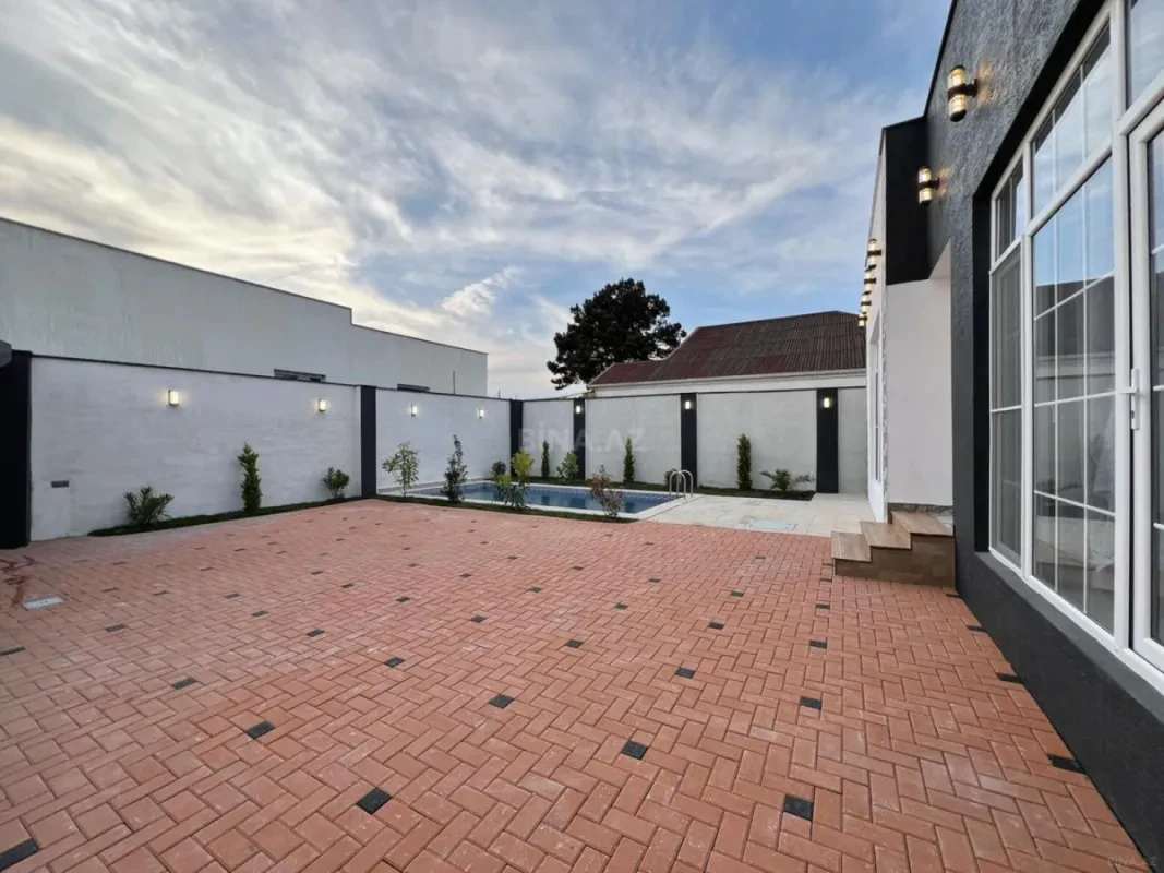Satılır 4 otaqlı həyət evi 160 m²
