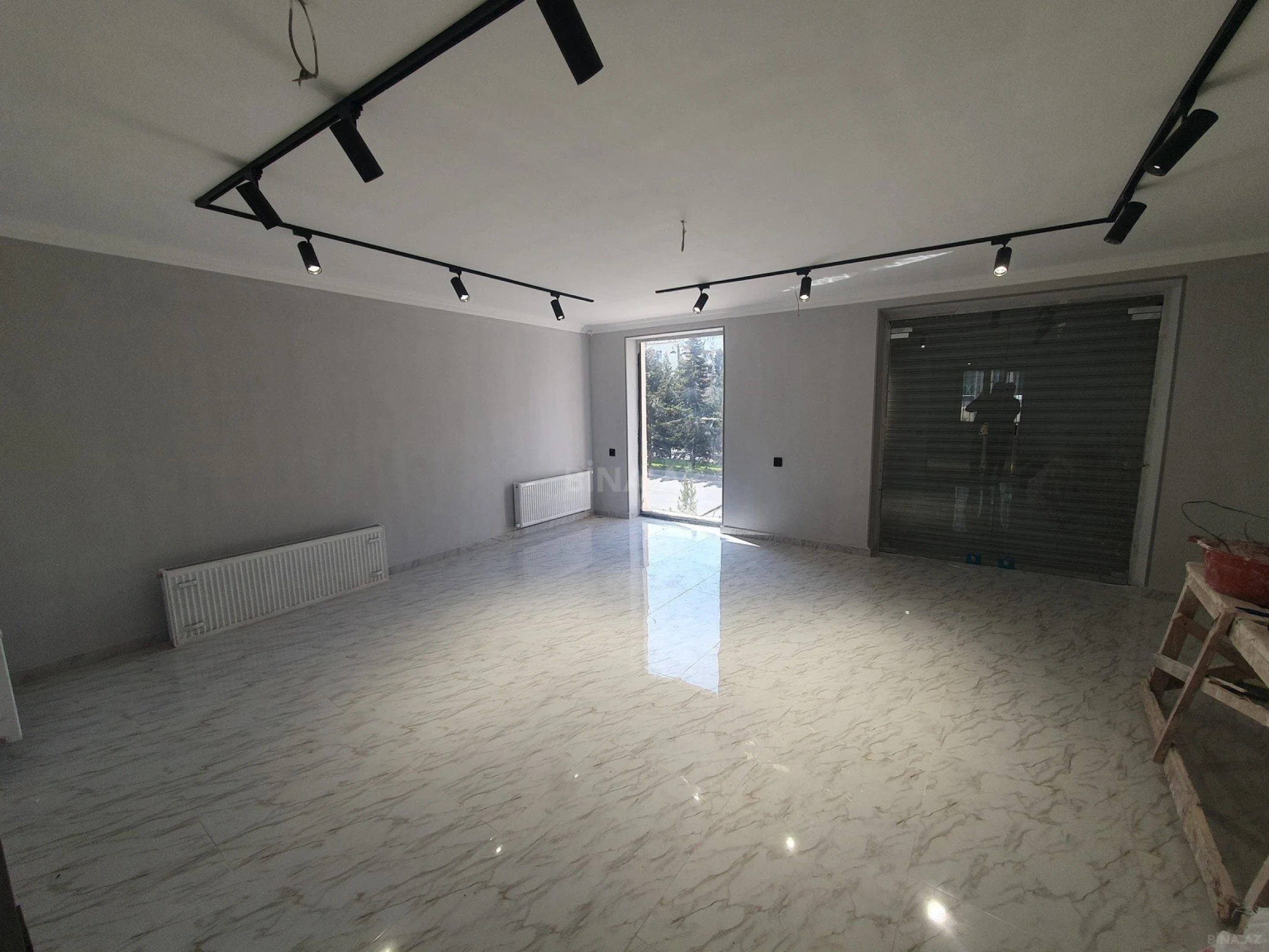 Satılır obyekt 70 m²