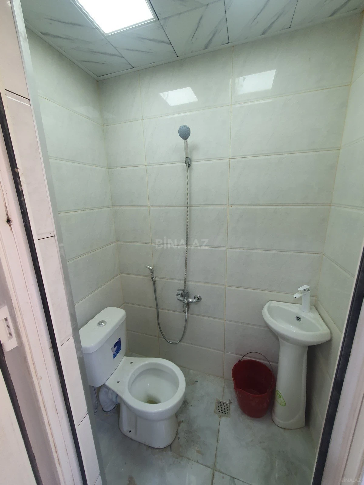 Satılır obyekt 70 m²