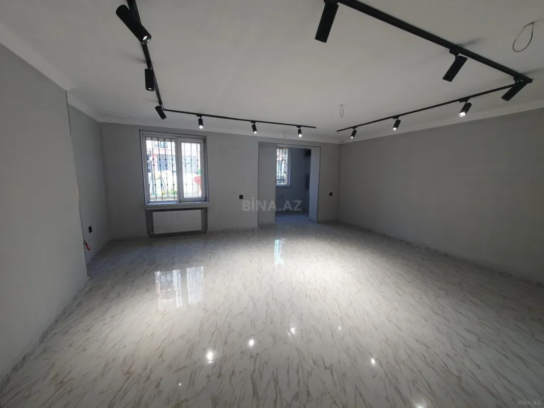 Satılır obyekt 70 m²
