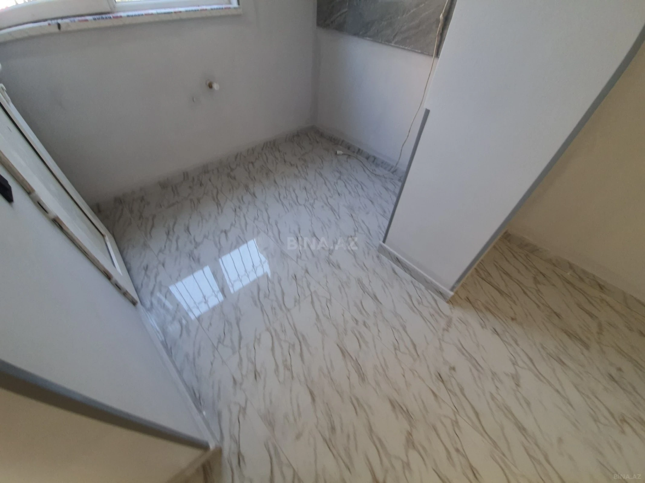 Satılır obyekt 70 m²