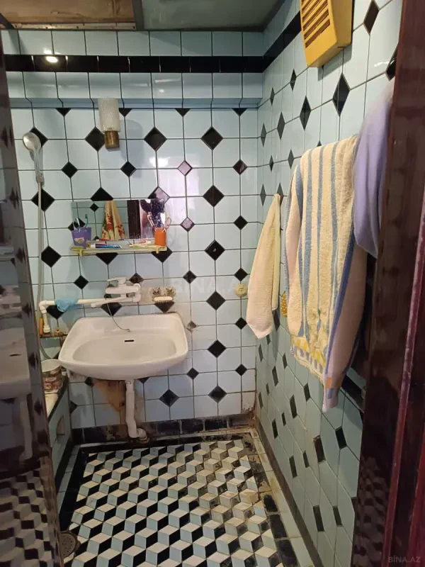Satılır 2 otaqlı mənzil 65 m²