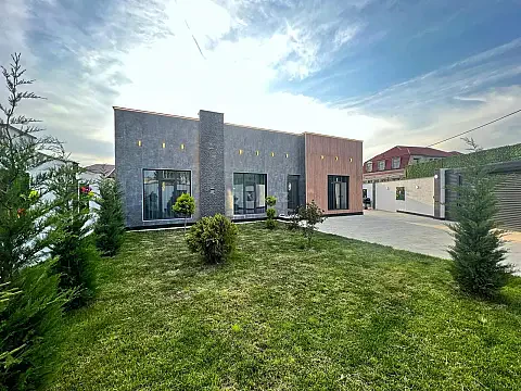 Satılır 4 otaqlı həyət evi 160 m²