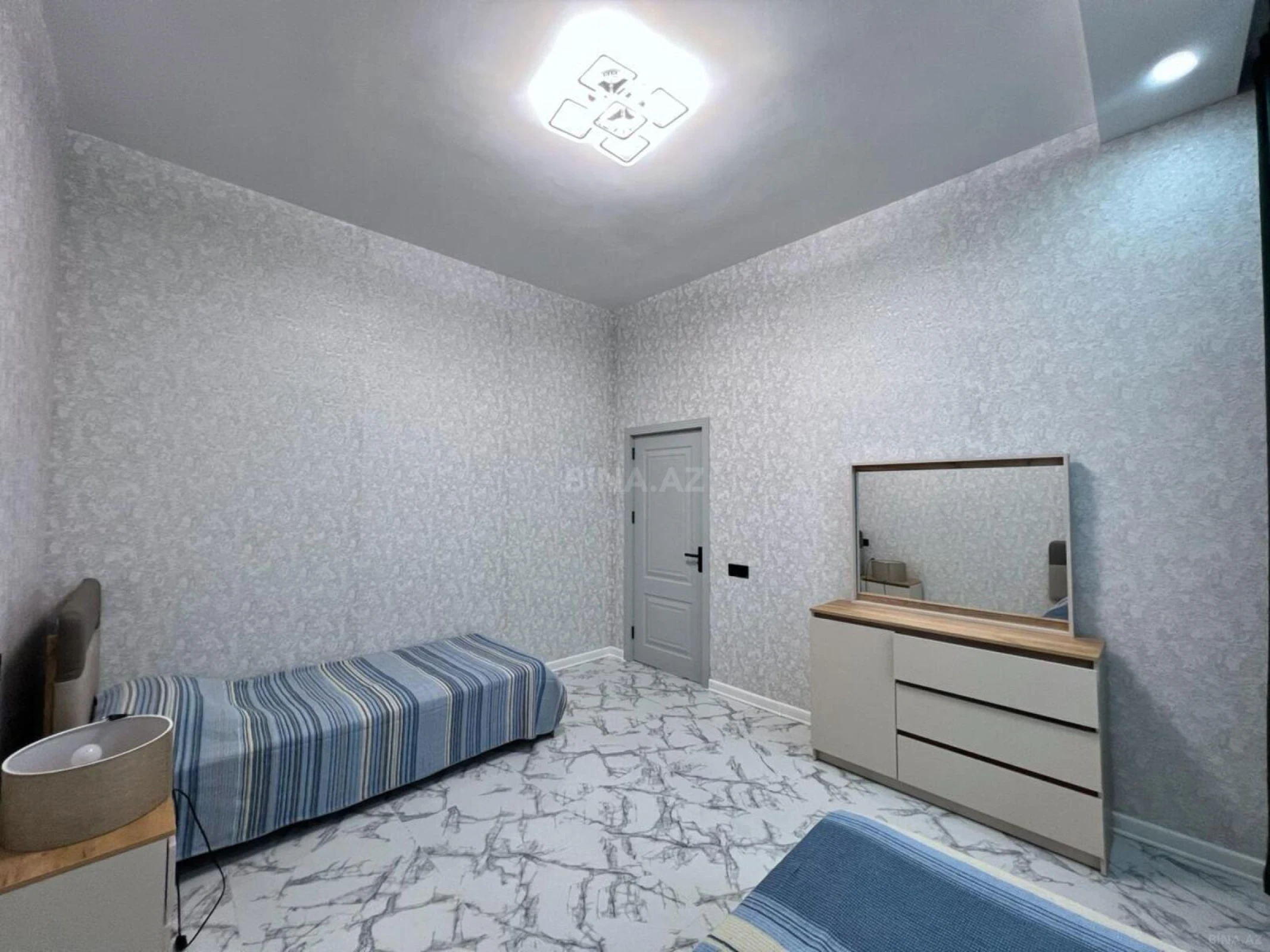 Satılır 4 otaqlı həyət evi 160 m²