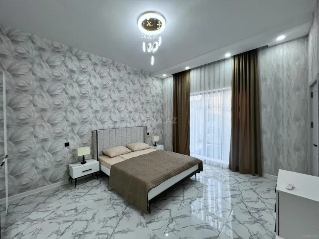 Satılır 4 otaqlı həyət evi 160 m²