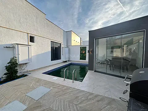 Satılır 4 otaqlı həyət evi 160 m²