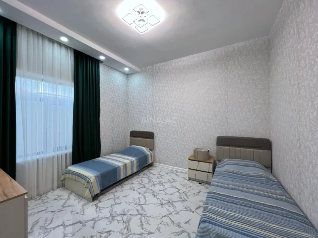 Satılır 4 otaqlı həyət evi 160 m²