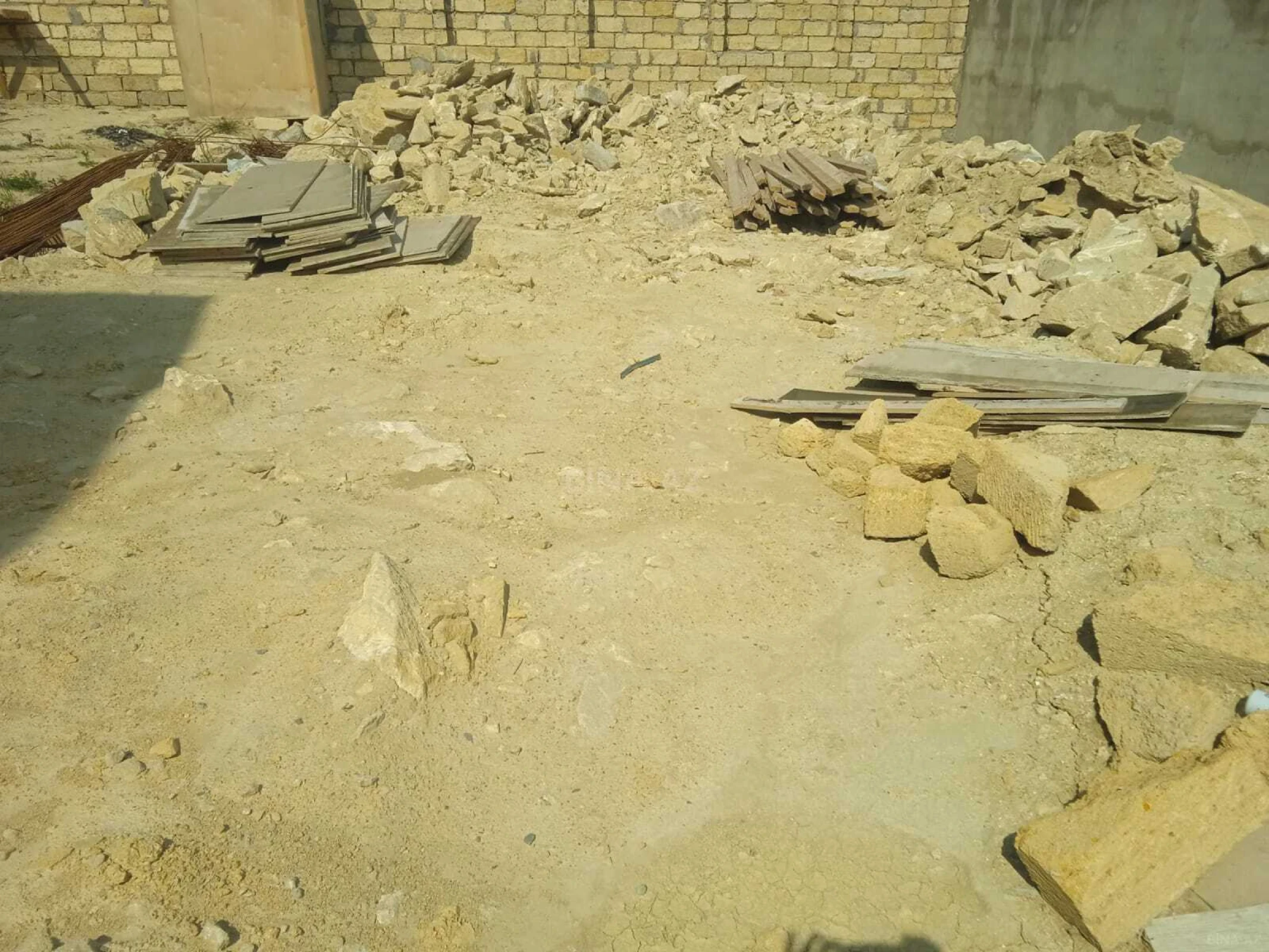 Satılır torpaq sahəsi 3.5 m²