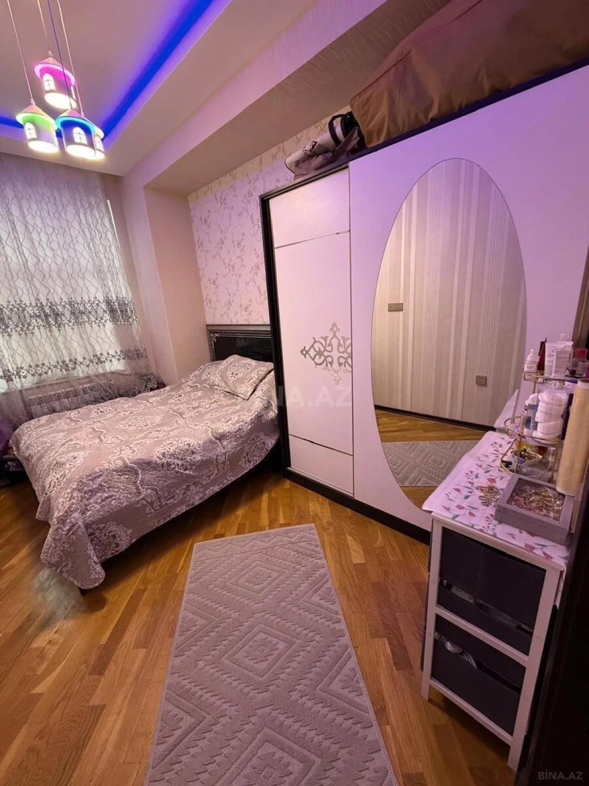 Satılır 3 otaqlı mənzil 100 m²