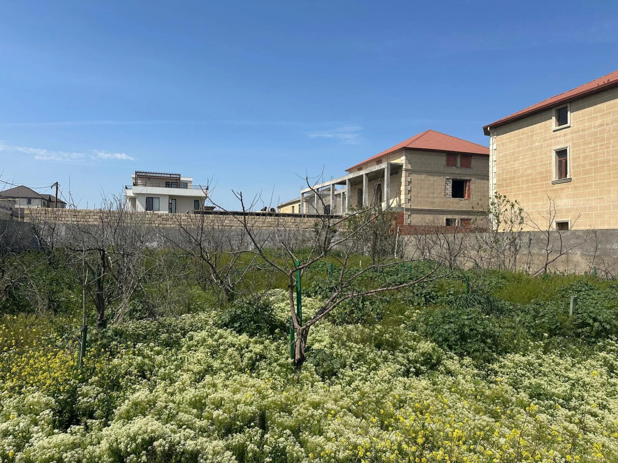 Satılır torpaq sahəsi 12 m²
