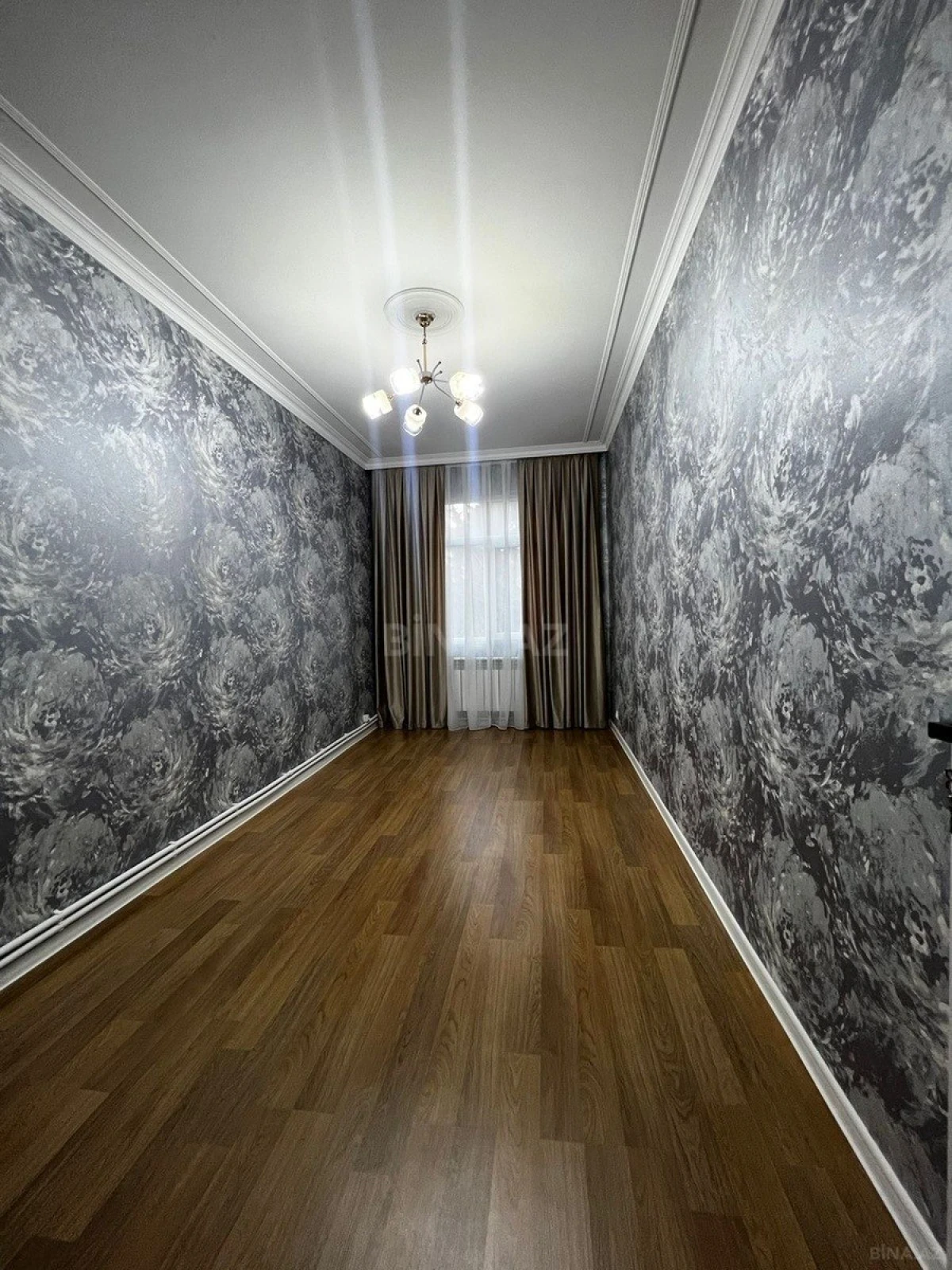 Satılır 2 otaqlı mənzil 56 m²