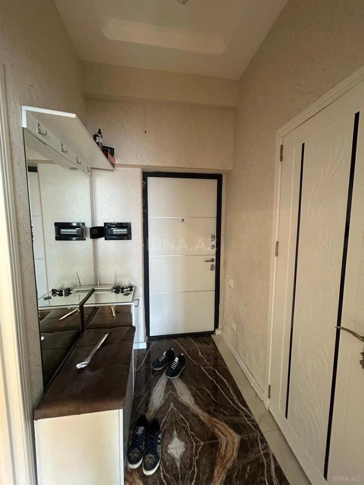 Satılır 1 otaqlı mənzil 50 m²