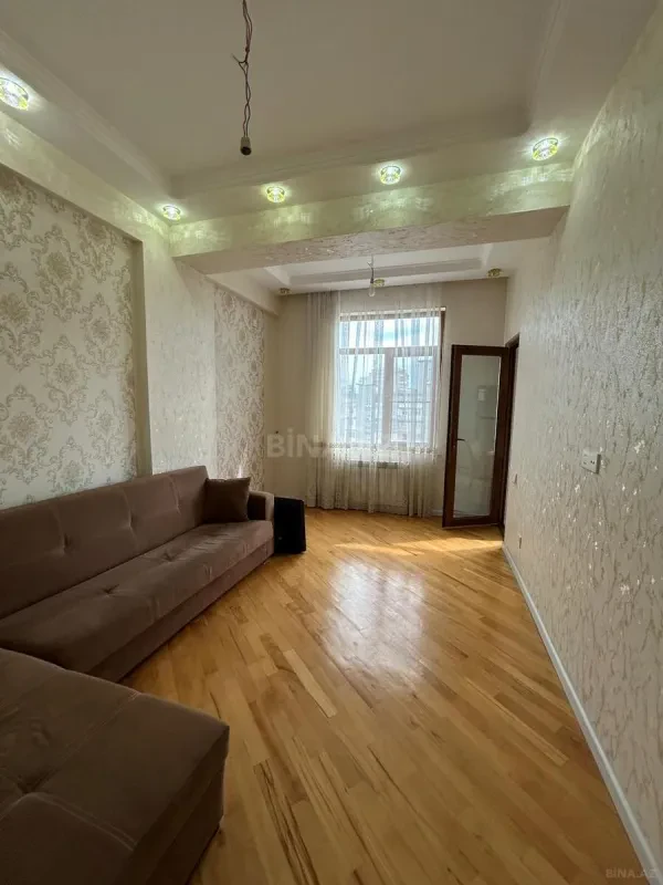 Satılır 1 otaqlı mənzil 50 m²