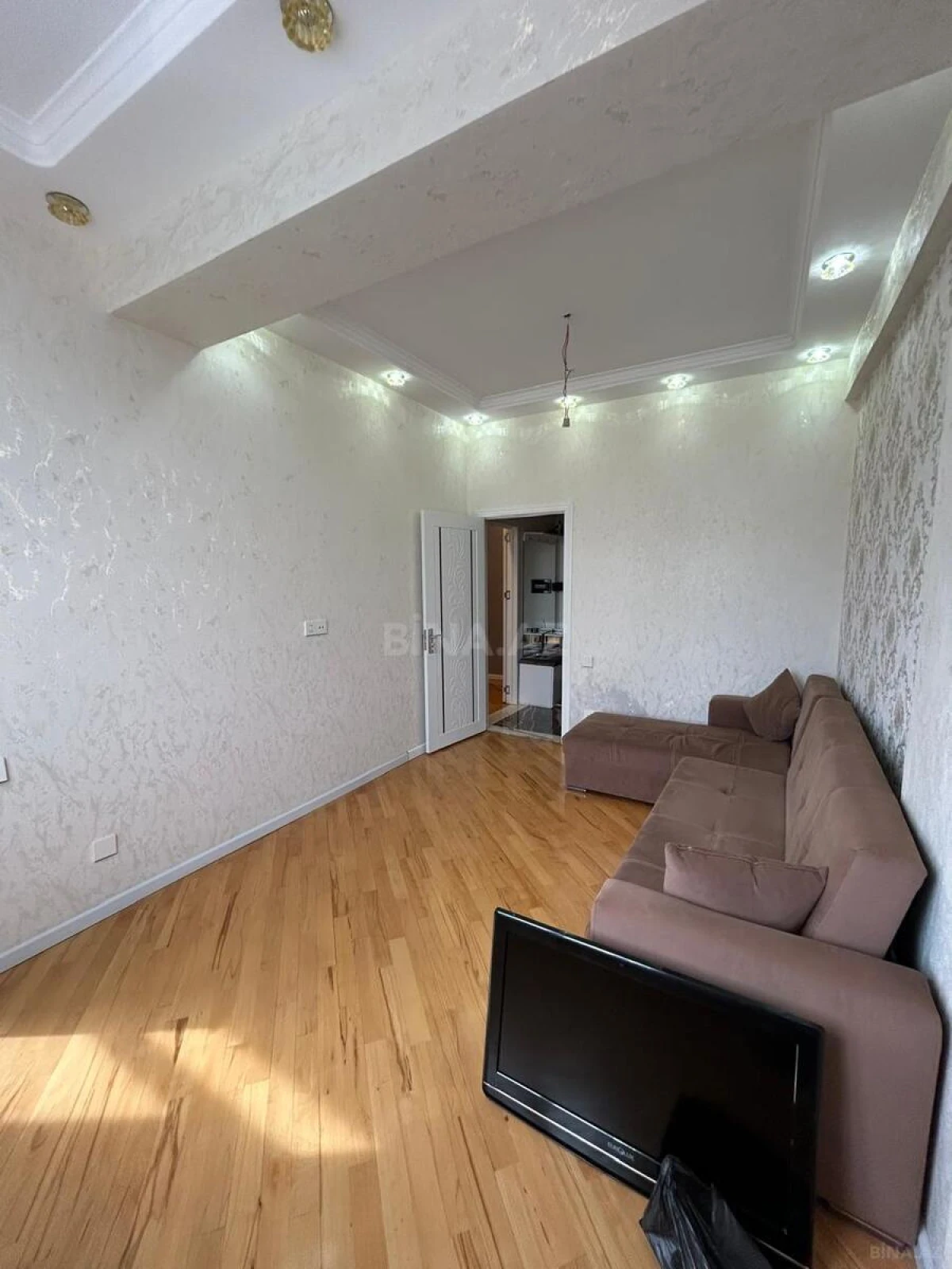 Satılır 1 otaqlı mənzil 50 m²