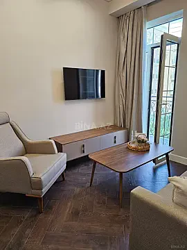 Kirayə verilir 2 otaqlı mənzil 62 m²