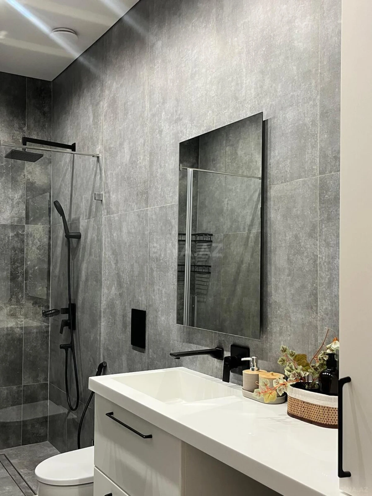 Kirayə verilir 2 otaqlı mənzil 62 m²