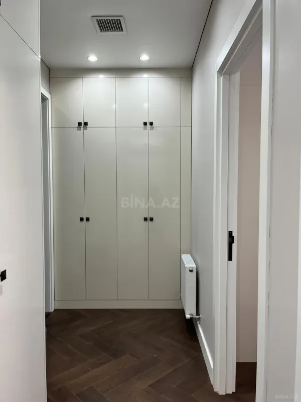Kirayə verilir 2 otaqlı mənzil 62 m²