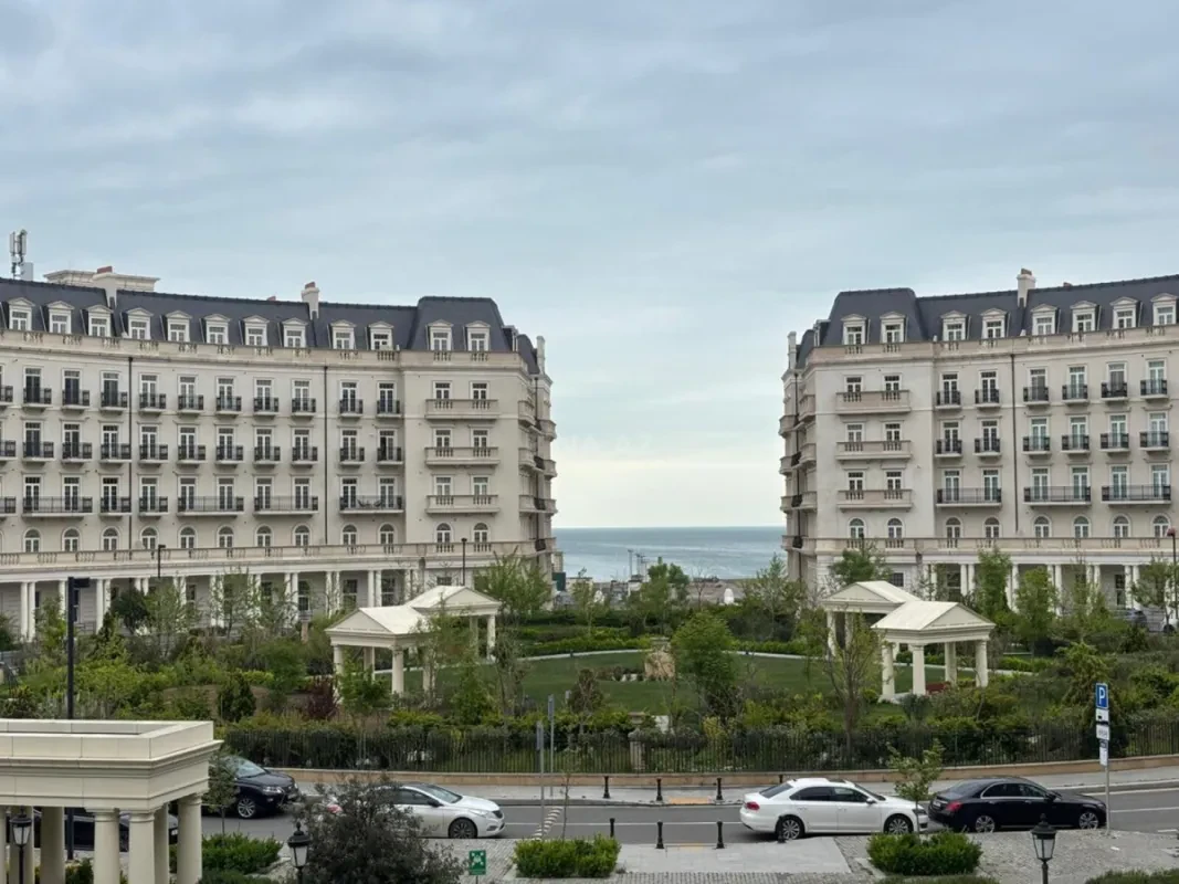Kirayə verilir 2 otaqlı mənzil 62 m²