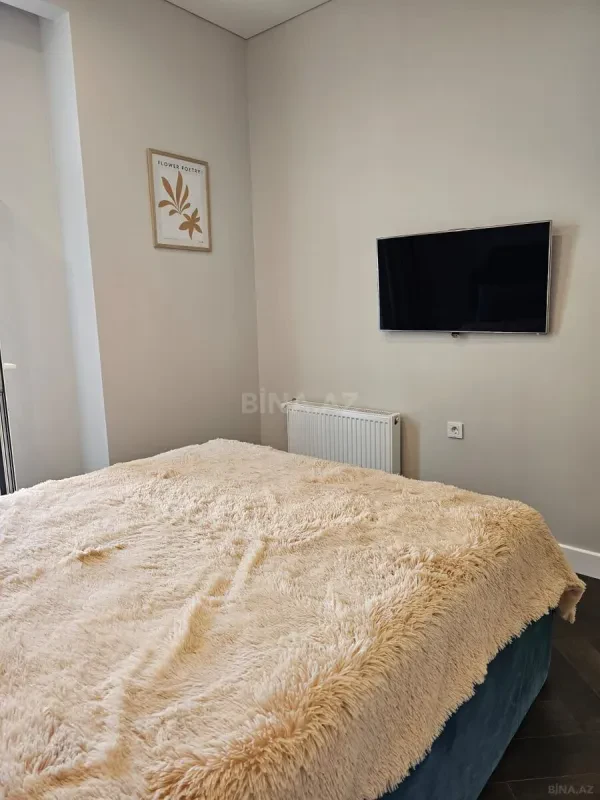 Kirayə verilir 2 otaqlı mənzil 62 m²
