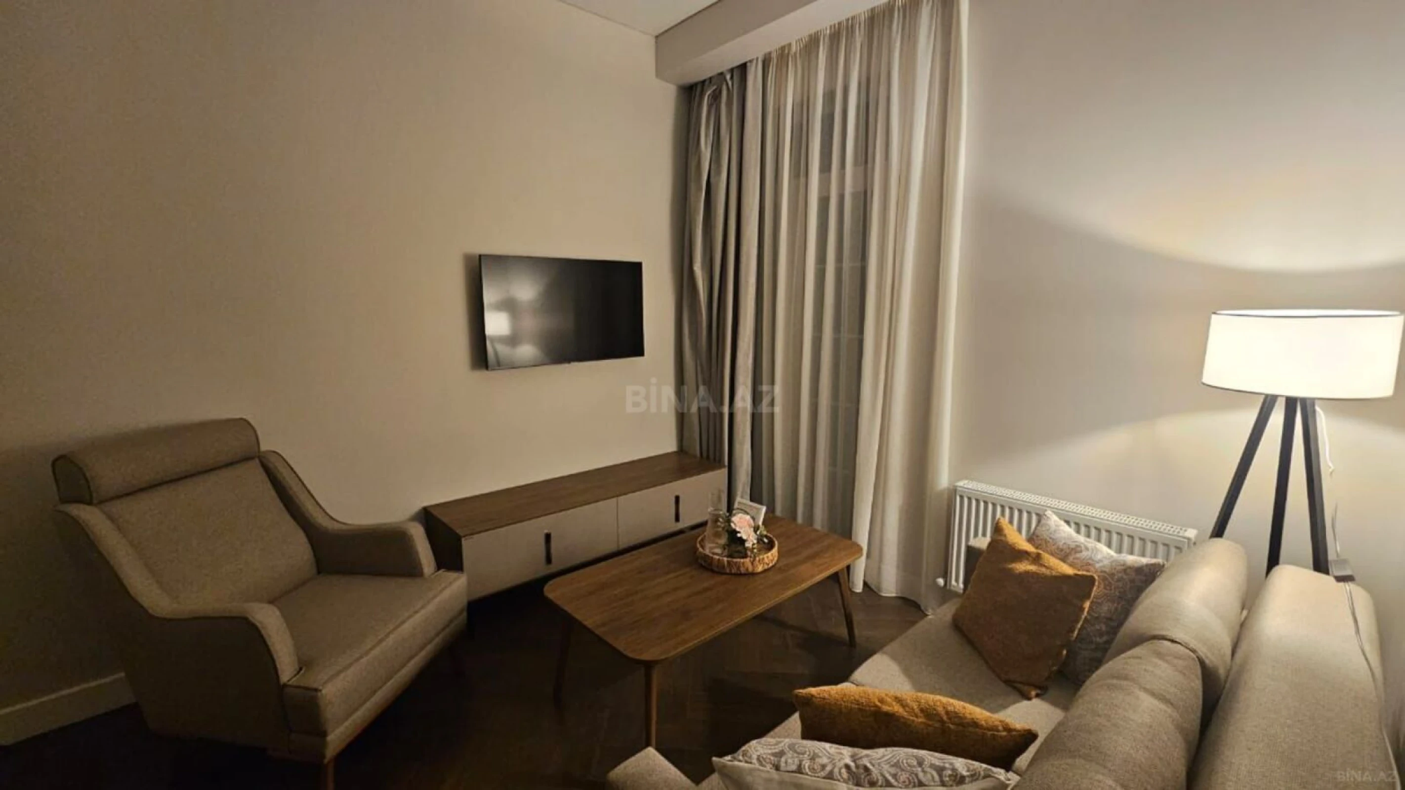 Kirayə verilir 2 otaqlı mənzil 62 m²