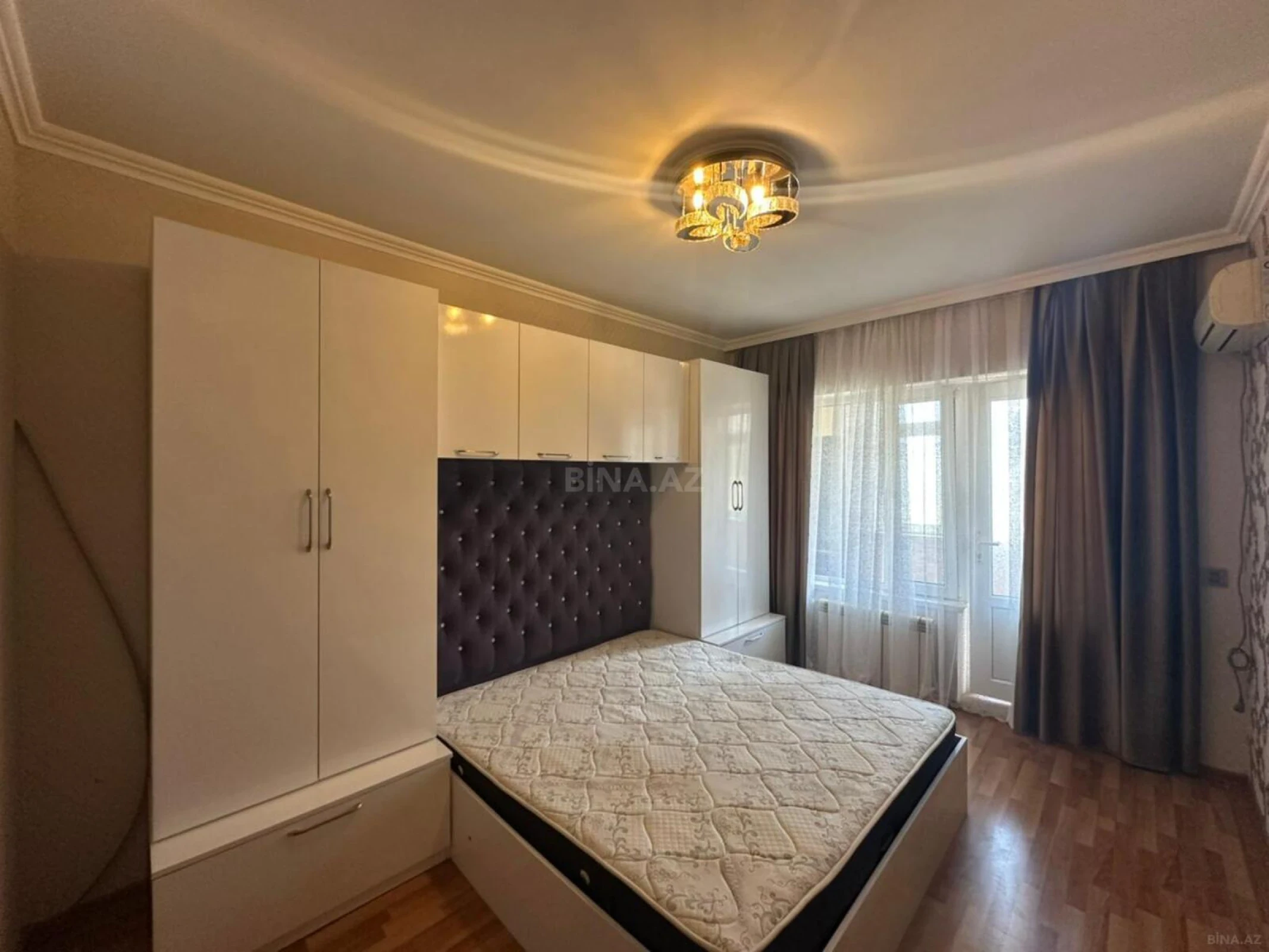 Satılır 3 otaqlı mənzil 80 m²